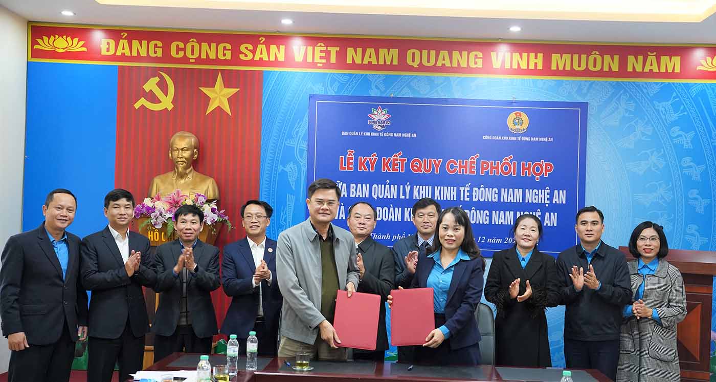 Ban quản lý Khu Kinh tế Đông Nam và Công đoàn Khu Kinh tế Đông Nam đã ký kết Quy chế phối hợp công tác. Ảnh: Hải Đăng