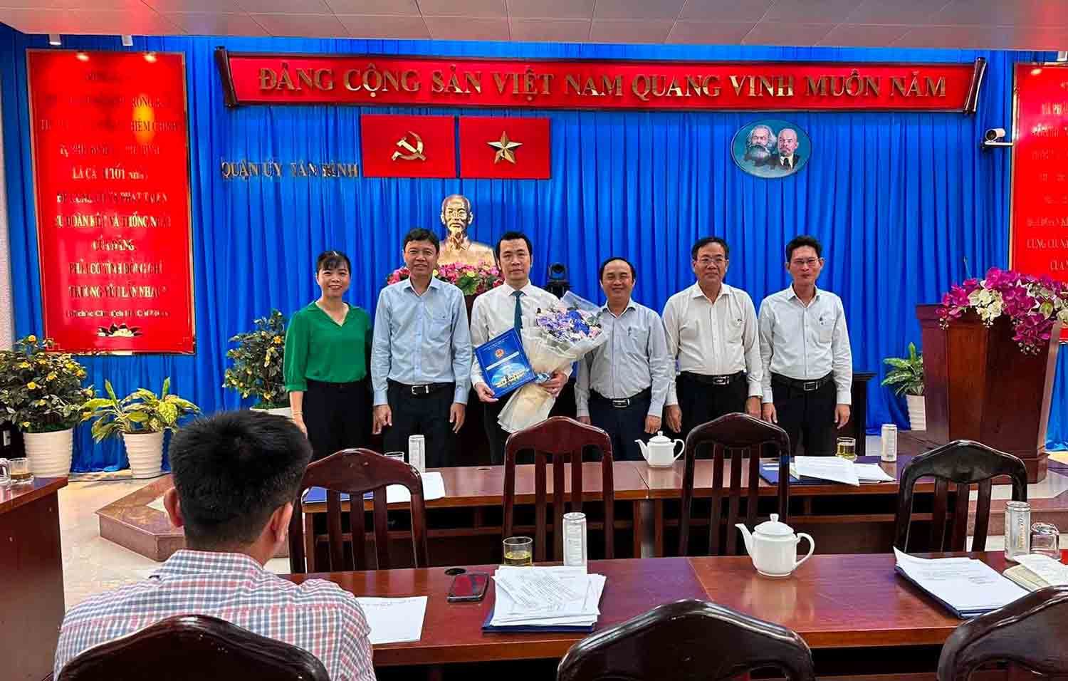 Ông Trương Tấn Sơn được UBND TPHCM điều động đến nhận công tác tại Tỉnh ủy Long An. Ảnh: Hồng Phúc