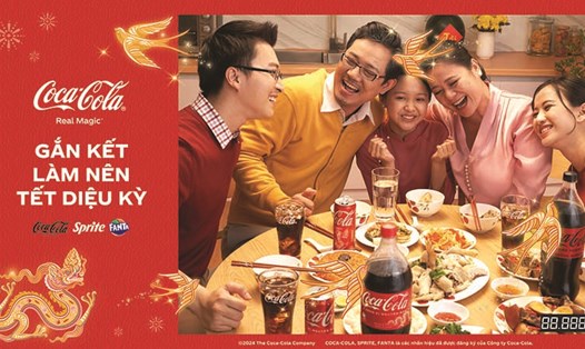 Coca-Cola đồng hành và chứng kiến khoảnh khắc gắn kết diệu kỳ của hàng triệu gia đình Việt trong mỗi bữa cơm, mỗi dịp sum vầy. Ảnh: Doanh nghiệp cung cấp