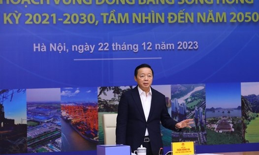 Phó Thủ tướng Trần Hồng Hà chủ trì hội nghị thẩm định Quy hoạch vùng Đồng bằng sông Hồng. Ảnh: Văn Điệp