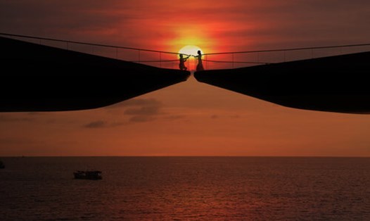 Cây Cầu Hôn chính thức được khai trương tại Phú Quốc. Ảnh: SG