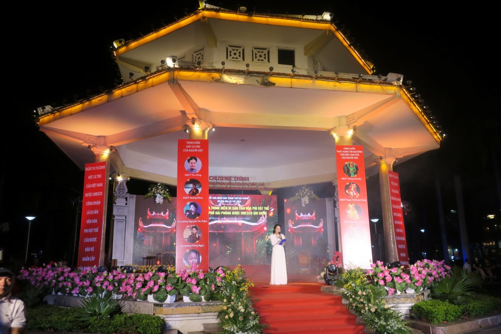 Hải Phòng tiếp tục tổ chức các hoạt động văn hóa, biểu diễn nghệ thuật tại Nhà Kèn, vườn hoa Nguyễn Du. Ảnh: Cổng TTĐT Hải Phòng