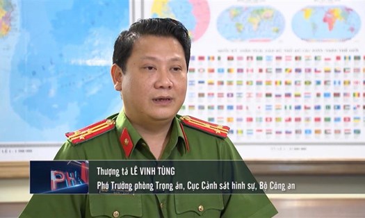 Thượng tá Lê Vinh Tùng - Phó trưởng Phòng Trọng án, Cục Cảnh sát hình sự nói về thủ đoạn lừa đảo giúp lấy lại tiền. Ảnh: BCA