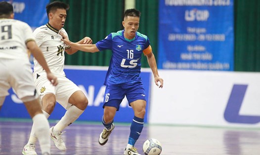 Thái Sơn Nam (áo xanh) có trận đấu hay trước đội futsal đến từ Thái Lan. Ảnh: HFF