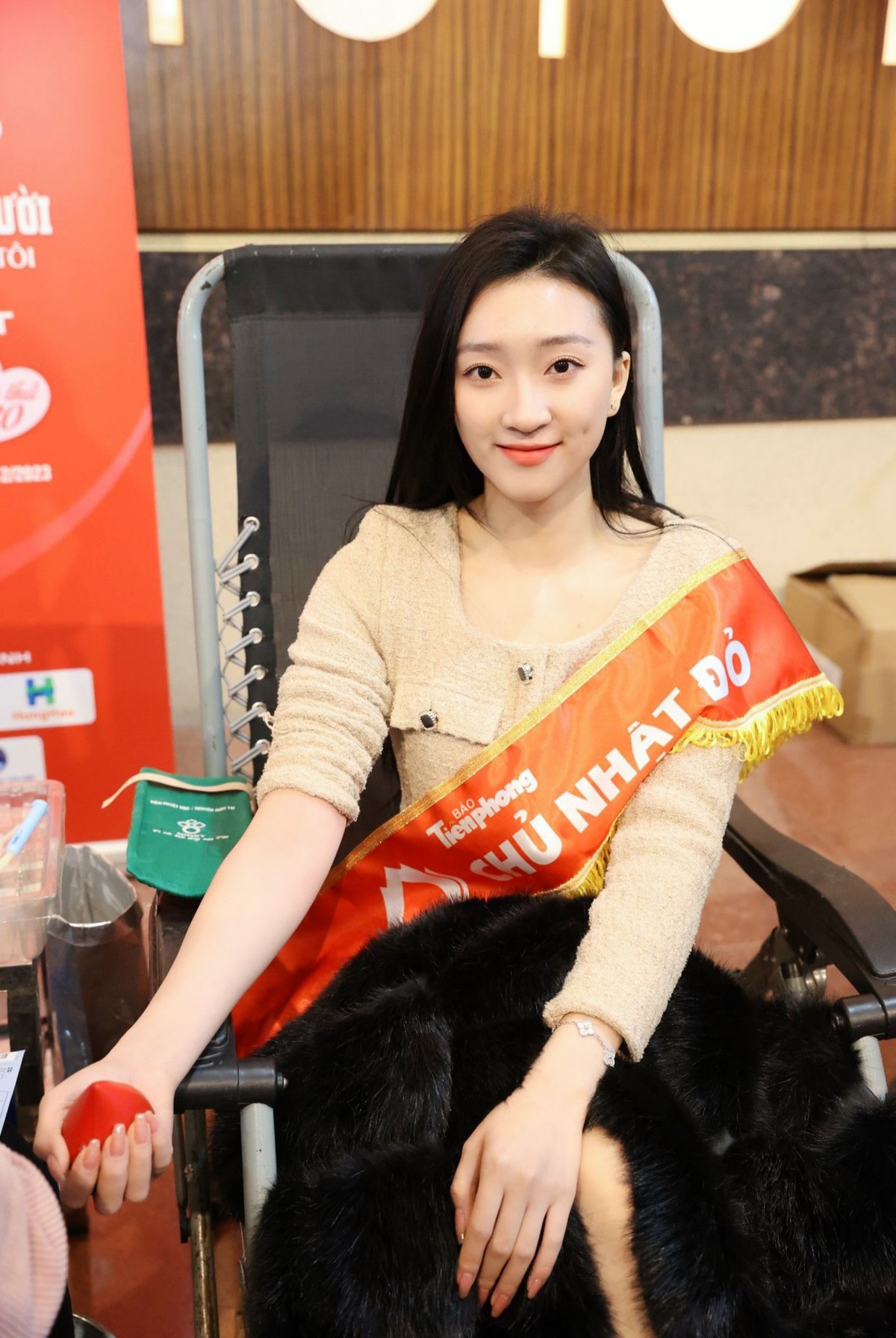 Người đẹp Kim Trà My tham gia hiến máu lần thứ 4.
