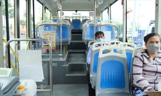 Sở GTVT TP Cần Thơ xác định đối tượng dùng xe buýt trên địa bàn thành phố là học sinh, sinh viên, người lớn tuổi hoặc người có thu nhập thấp. Ảnh: Phong Linh