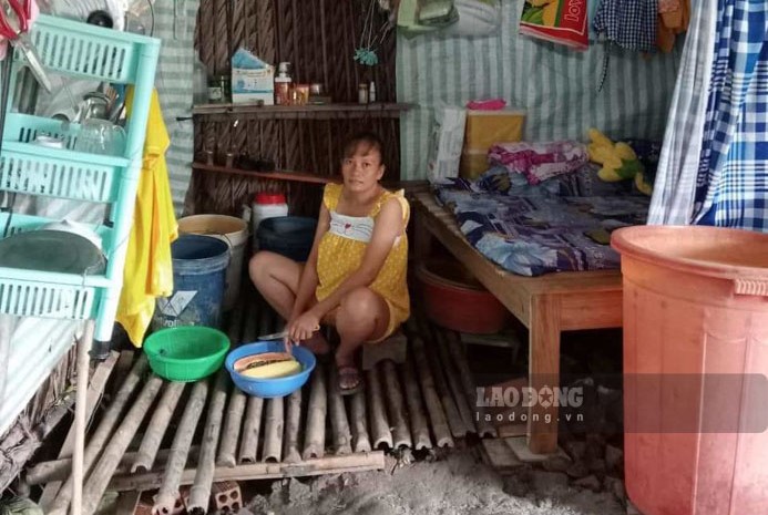LD 23090: Mẹ trẻ làm phụ hồ một mình nuôi con, sắp sinh nở chỉ có vỏn vẹn 500.000 đồng
