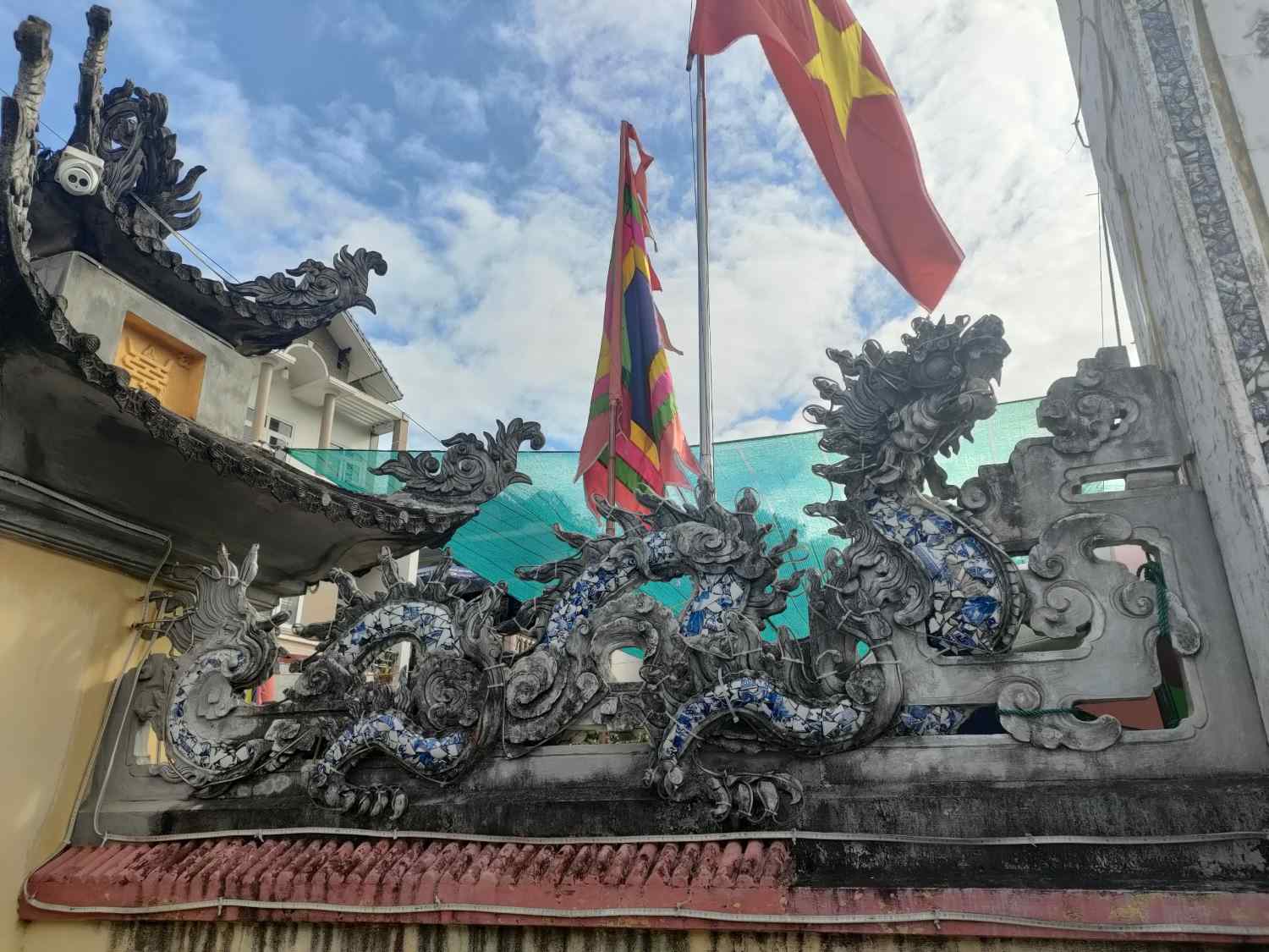 Với những giá trị lịch sử, văn hoá truyền thống và đậm đà bản sắc cảu người dân miền biển Đồ Sơn, ngày 3.8.2007, Đình Ngọc Xuyên được xếp hạng di tích kiến trúc nghệ thuật cấp Quốc gia. 