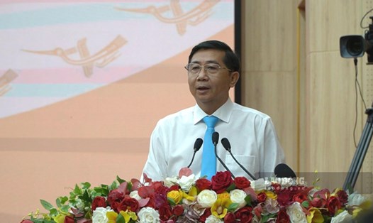 Ông Lê Việt Bắc - Giám đốc Sở GTVT tỉnh Kiên Giang trả lời chất vấn. Ảnh: Nguyên Anh