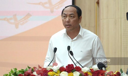 Ông Lâm Minh Thành - Chủ tịch UBND tỉnh Kiên Giang - phát biểu tại kỳ họp. Ảnh: Nguyên Anh