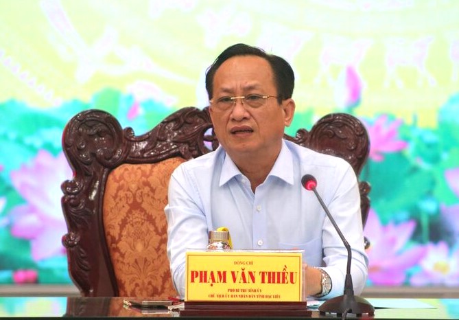 Chủ tịch UBND tỉnh Bạc Liêu Phạm Văn Thiều chủ trì buổi họp báo cung cấp thông tin việc giải tỏa hộ bà Nguyễn Thị Hường. Ảnh: Nhật Hồ