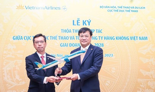 Cục Thể dục Thể thao kí thoả thuận hợp tác với Vietnam Airlines. Ảnh: Bùi Lượng