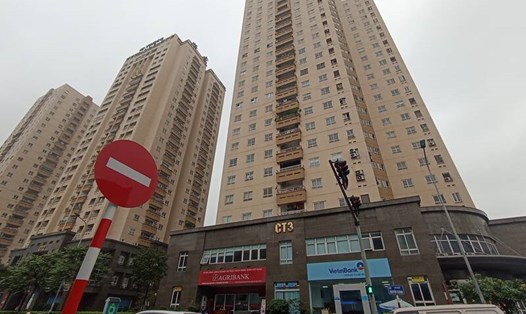 Nhiều căn hộ chung cư cũ, đã qua sử dụng tại Hà Nội đang rao bán khoảng 4 - 5 tỉ đồng/căn. Ảnh: Thu Giang 