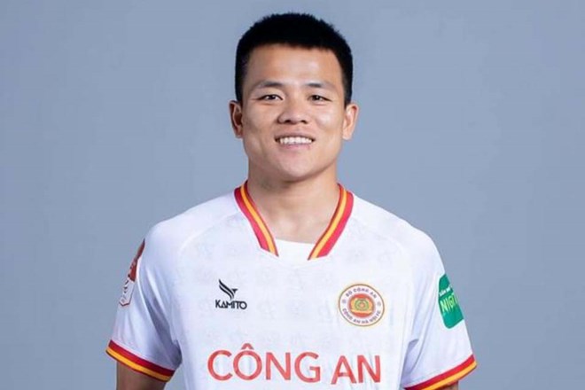 Tuyển Việt Nam triệu tập bổ sung tiền vệ của đội Công an Hà Nội