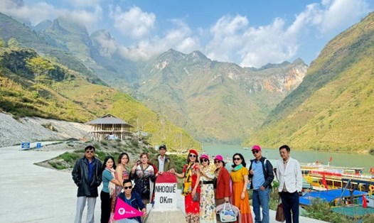 Dịp lễ, Tết là thời điểm để nhiều gia đình, nhóm bạn bè lên kế hoạch du lịch, nghỉ dưỡng. Ảnh: Công ty Du lịch Việt cung cấp