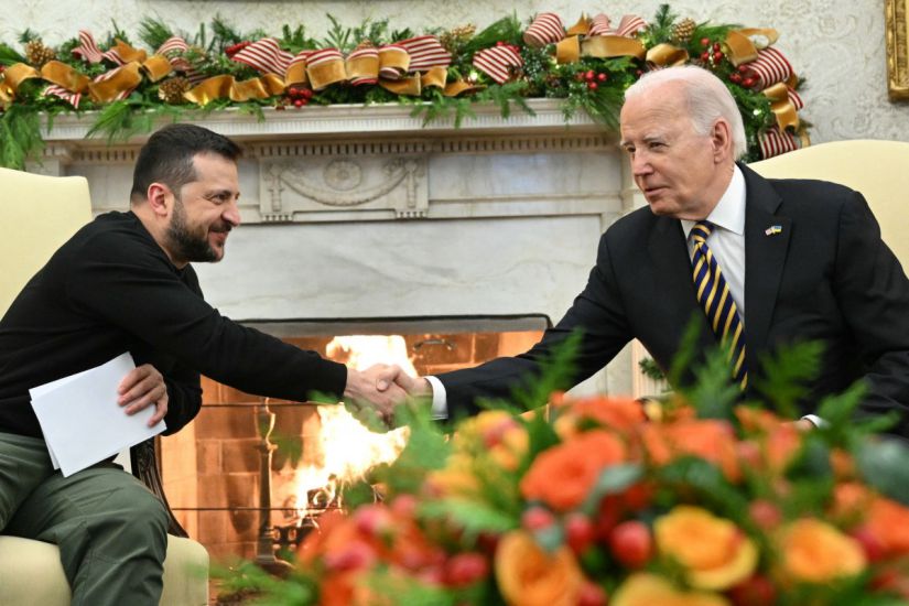 Tổng thống Mỹ Joe Biden và Tổng thống Ukraina Volodymyr Zelensky tại Washington DC ngày 12.12.2023. Ảnh: AFP