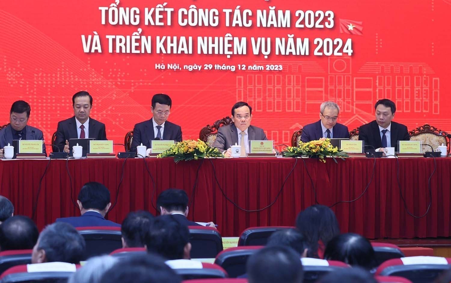 Phó Thủ tướng Trần Lưu Quang và các đại biểu chủ trì hội nghị. Ảnh: Dương Giang