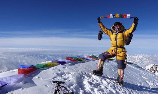 Temba Bhote chinh phục các đỉnh núi cao nhất của Nepal. Ảnh: Tiến Trần
