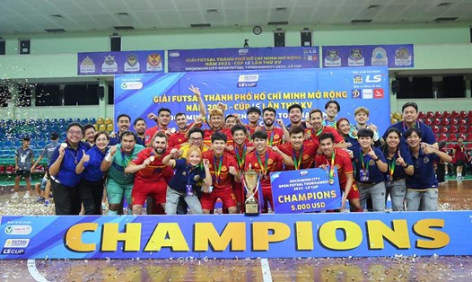 Thammasat Stallion vô địch Giải futsal TPHCM mở rộng - Cúp LS 2023. Ảnh: Vinh Điền