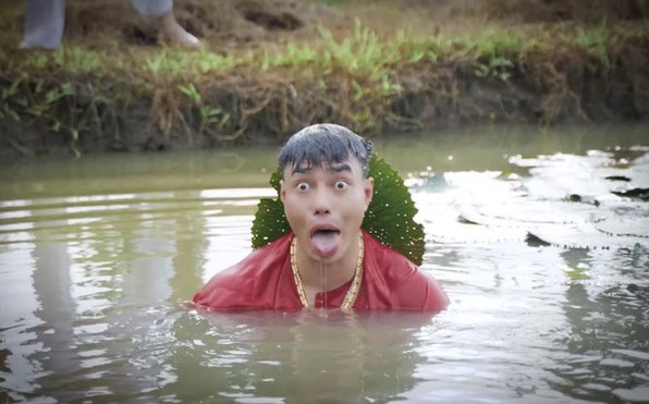 Hình ảnh trong MV Oải cả chưởng của Lê Dương Bảo Lâm. Ảnh: Chụp màn hình