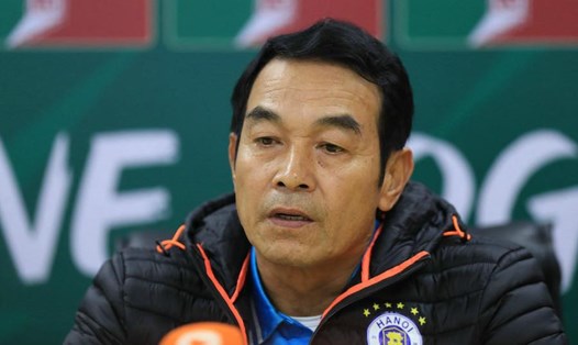 Huấn luyện viên Đinh Thế Nam muốn Hà Nội FC cải thiện thể lực trong thời gian tới. Ảnh: Minh Dân