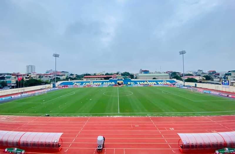 Sân Thanh Hoá hiện tại là một trong những sân đấu có chất lượng mặt cỏ tốt nhất V.League. Ảnh: THFC