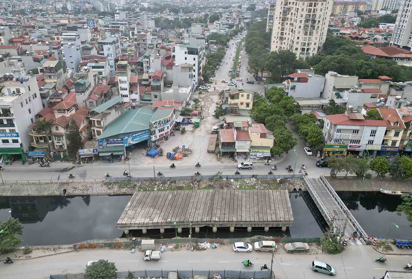 Vành đai 2,5 đoạn qua phường Định Công (Hoàng Mai), chiều 21.12. Ảnh: Hữu Chánh