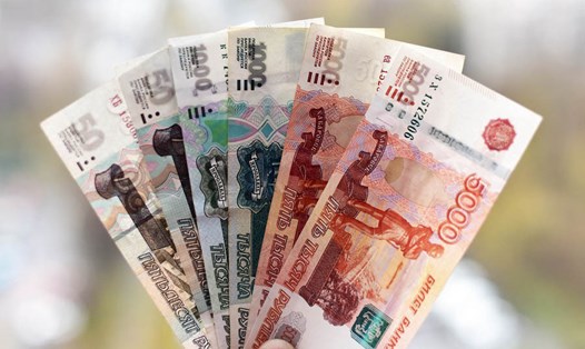 Các ngân hàng Nga dự kiến đạt lợi nhuận 3,3 nghìn tỉ rúp trong năm 2023 (36,9 tỉ USD). Ảnh: Xinhua