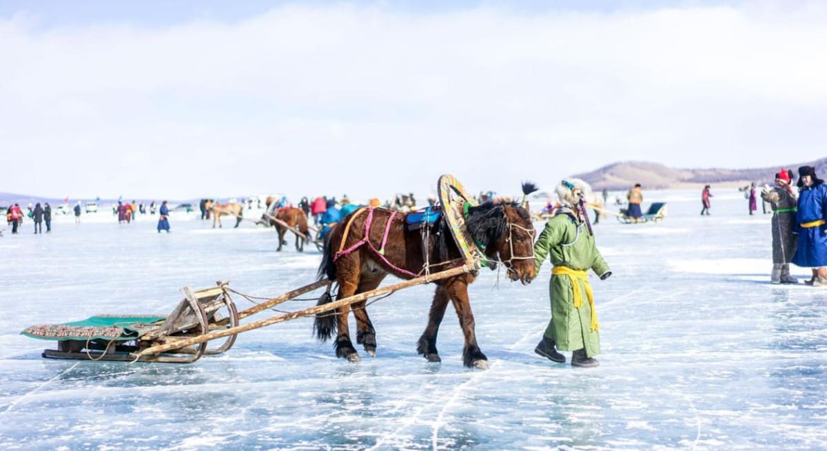 Những nơi lạnh nhất Mông Cổ phát triển du lịch băng. Ảnh: Instagram