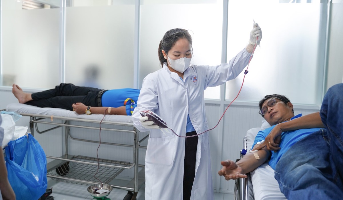 Những đơn vị máu được công chức, viên chức Bình Thuận hiến, góp vào ngân hàng máu tại địa phương. Ảnh: Duy Tuấn