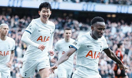 Son Heung-min và Pape Sarr ghi bàn giúp Tottenham thắng Bournemouth tối 31.12. Ảnh: Tottenham