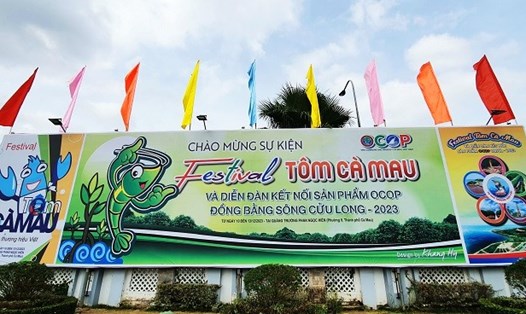 Sẵn sàng cho Festival tôm Cà Mau và Diễn đàn kết nối sản phẩm OCOP Đồng bằng sông Cửu Long 2023. Ảnh: Nhật Hồ