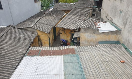 Một khu nhà trọ của công nhân, lao động giữa trung tâm Hạ Long. Ảnh: Nguyễn Hùng