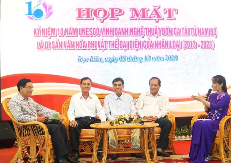 Các Nghệ nhân ưu tú, nhà nghiên cứu Đờn ca tài tử Nam Bộ lo thiếu đội ngũ kế thừa. Ảnh: Nhật Hồ