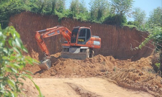 Tỉnh Hải Dương quyết định đóng cửa một phần khai thác mỏ đất ở núi Lim. Ảnh minh họa: Đoàn Tuấn