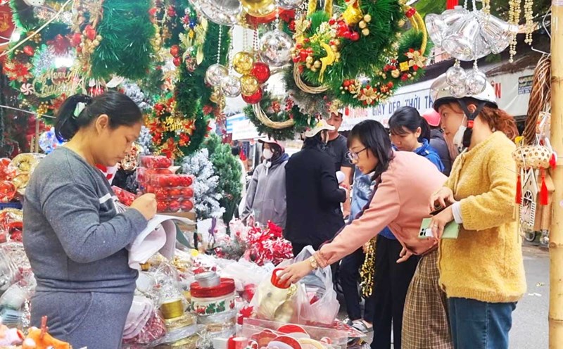Phiên chợ Giáng sinh Đà Nẵng mở cửa miễn phí cho người dân, du khách