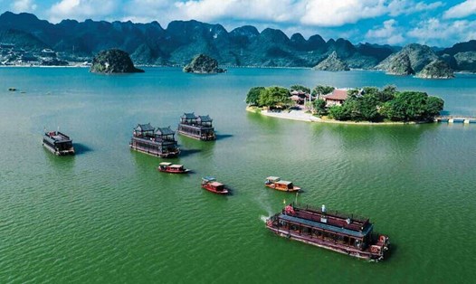 Quần thể chùa Tam Chúc ở thị trấn Ba Sao, huyện Kim Bảng, tỉnh Hà Nam. Ảnh: Cục Du lịch Quốc gia Việt Nam