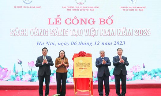 Lễ công bố Sách vàng Sáng tạo Việt Nam năm 2023. Ảnh: Phạm Đông
