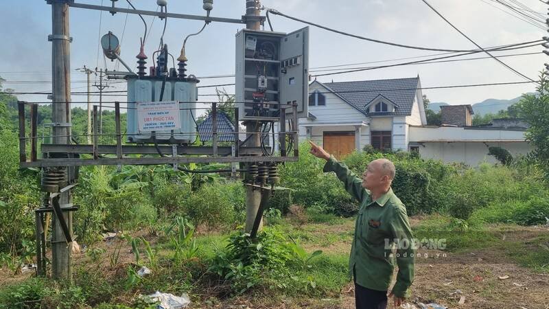 Đường điện tại xóm 3 xã Phúc Tân đã được đấu nối sau thời gian dài bỏ không. Ảnh: Lam Thanh