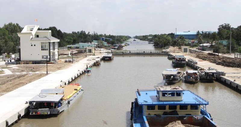 Tỉnh Bạc Liêu đề nghị vận hành cống Âu thuyền Ninh Quới để phòng chống hạn, mặn. Ảnh: Nhật Hồ