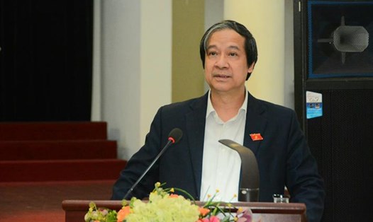 Bộ trưởng Nguyễn Kim Sơn cho biết, Bộ GDĐT sẽ tiếp tục có kiến nghị về chế độ ưu đãi, lương nhà giáo.

