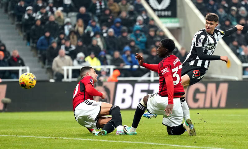 Newcastle vừa có chiến thắng ấn quan trọng trước Man United.   Ảnh: AFP 