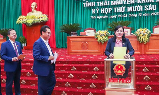 HĐND tỉnh Thái Nguyên tổ chức lấy phiếu tín nhiệm tại kỳ họp thứ 16, khoá XIV. Ảnh: Hằng Nga.
