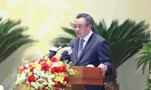 Chủ tịch UBND TP Hà Nội Trần Sỹ Thanh phát biểu tại phiên họp. Ảnh: Phạm Đông