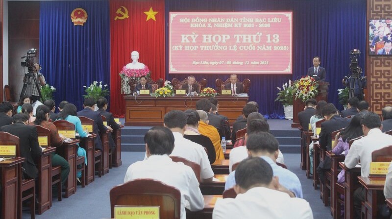 Quang cảnh kỳ họp HĐND tỉnh Bạc Liêu ngày 7.12. Ảnh: Nhật Hồ