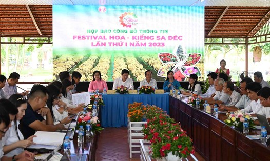 Quang cảnh buổi họp báo. Ảnh: Đạt Phan