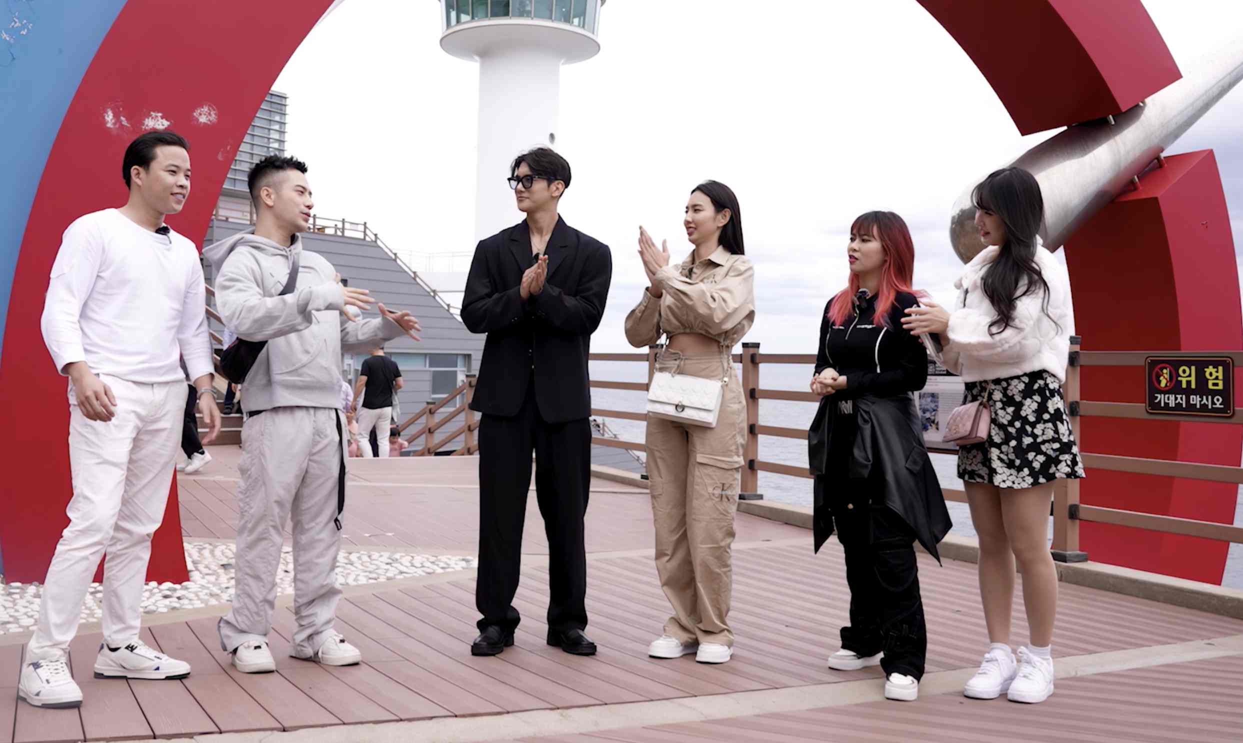 Chương trình "Hành trình kỳ thú" phát sóng tập đặc biệt. Ảnh: NSX.