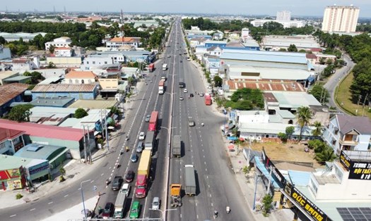 HĐND tỉnh Bình Dương đã thông qua nghị quyết về chủ trương đầu tư đường cao tốc TPHCM - Chơn Thành đoạn qua tỉnh Bình Dương. Ảnh: Đình Trọng