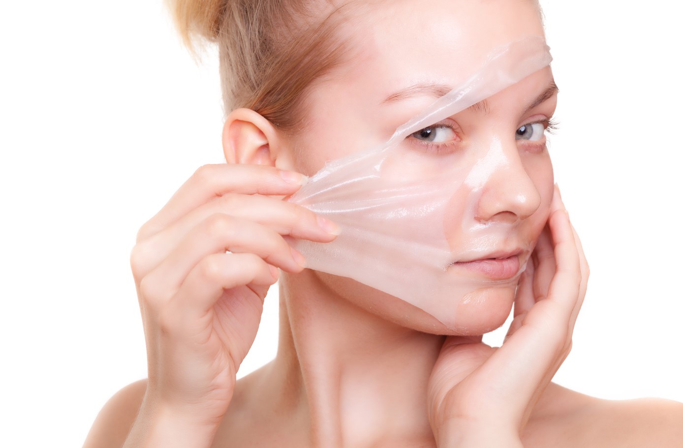 Peel da đúng cách sẽ giúp làn da của các chị em luôn khoẻ sáng và mịn màng. Ảnh: Pixabay