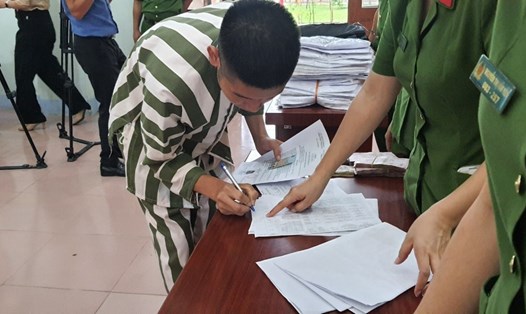 Phạm nhân ở Trại giam Vĩnh Quang được đặc xá, tha tù trước thời hạn tháng 9.2022. Ảnh: Quang Việt